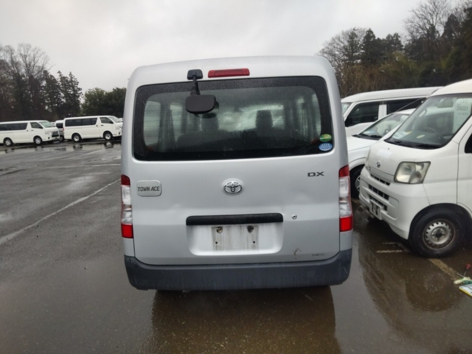 TOYOTA TOWN ACE