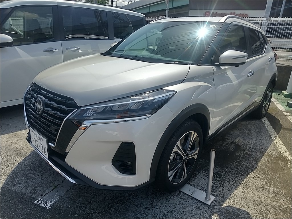 NISSAN KICKS