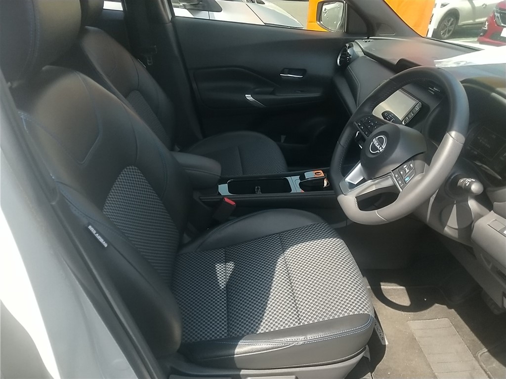NISSAN KICKS