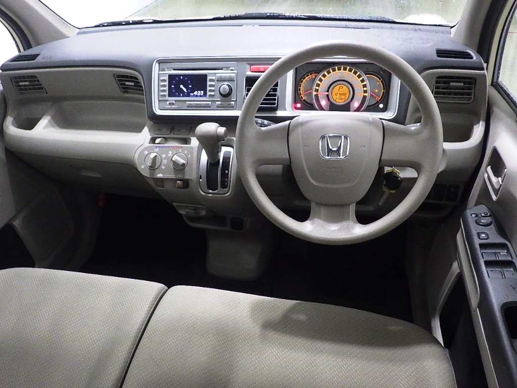 HONDA LIFE
