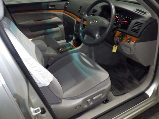 TOYOTA MARK II