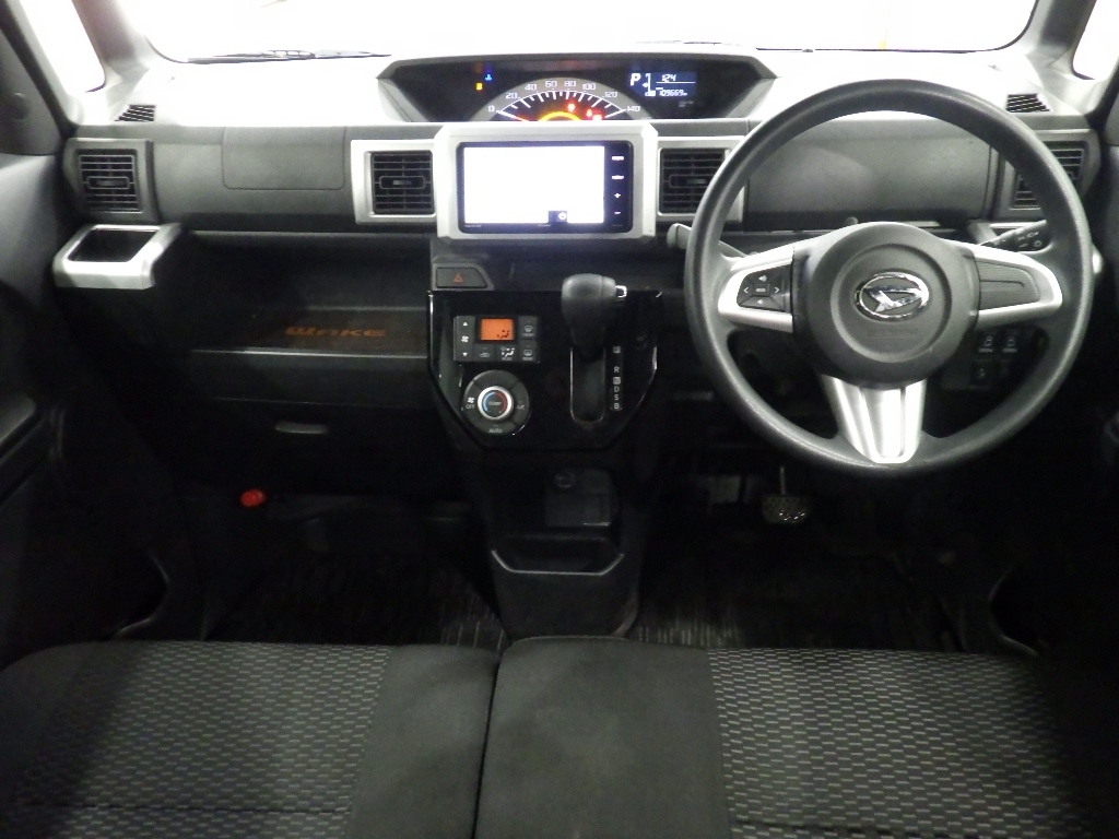 DAIHATSU WAKE