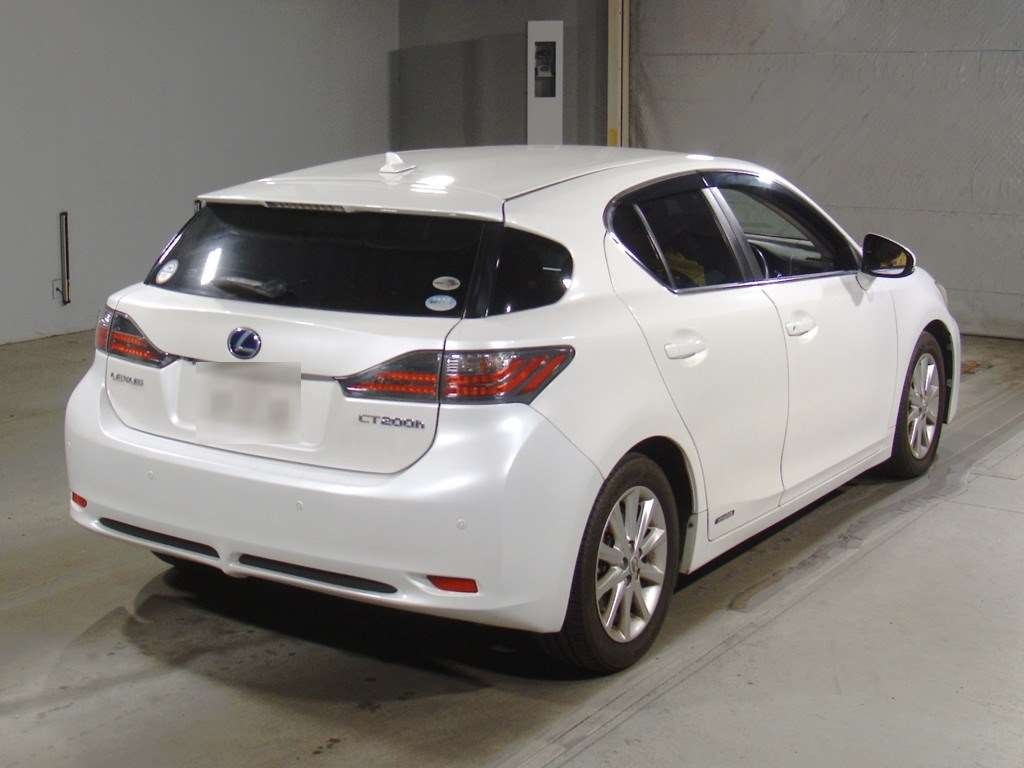 LEXUS CT200H
