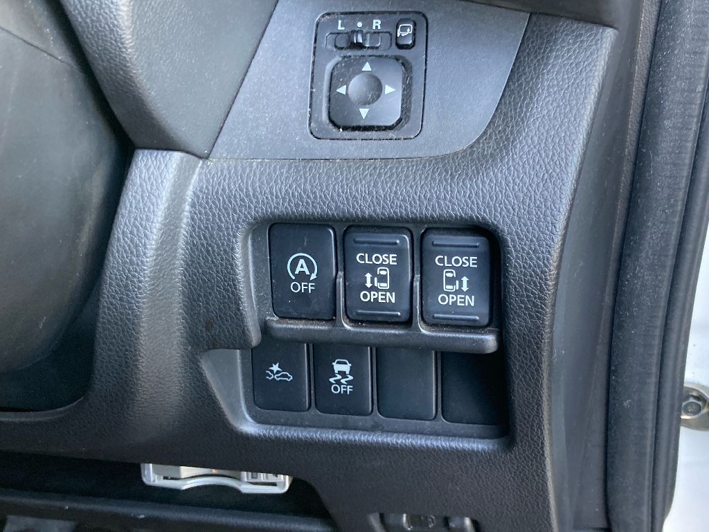 MITSUBISHI EK SPACE