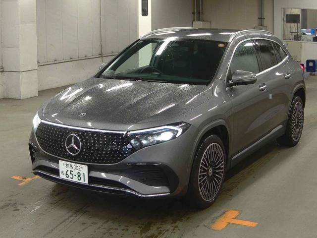 MERCEDES-BENZ EQA