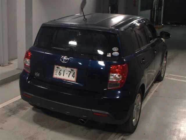 TOYOTA IST