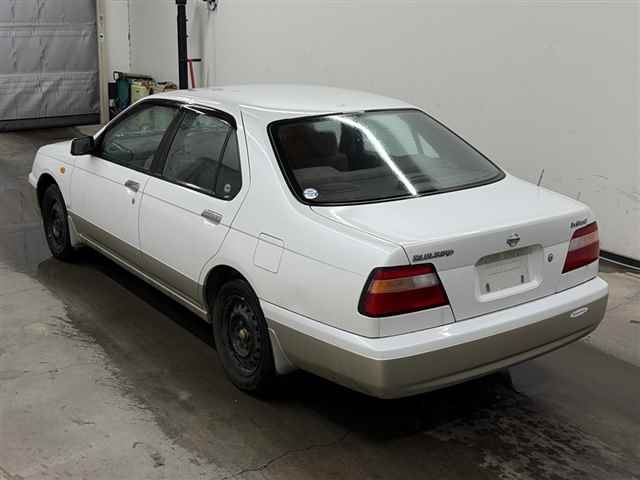 NISSAN BLUEBIRD