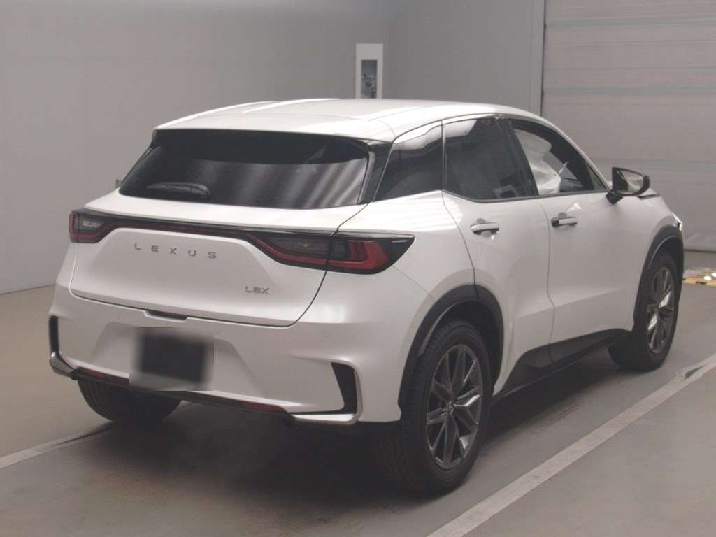 LEXUS LBX