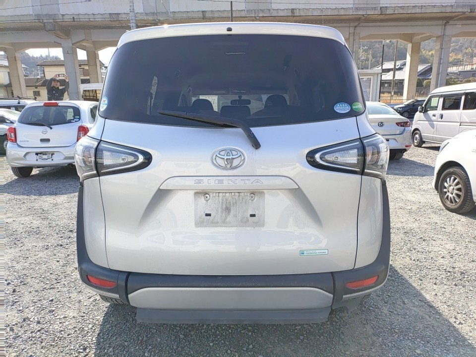 TOYOTA SIENTA