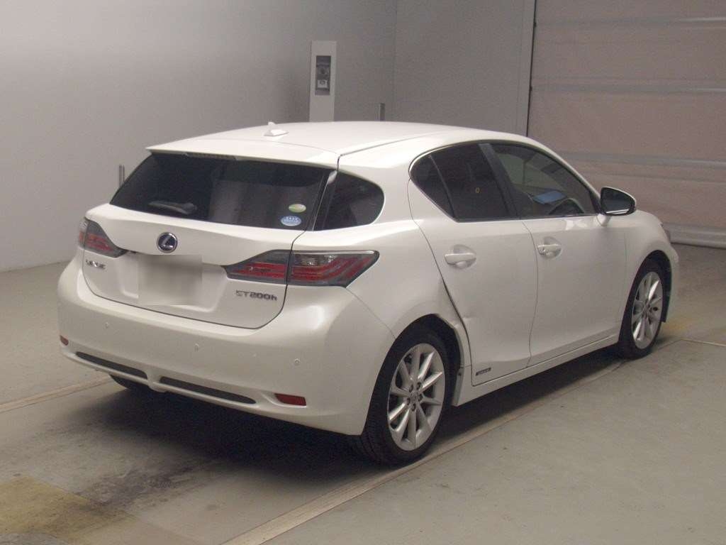 LEXUS CT200H
