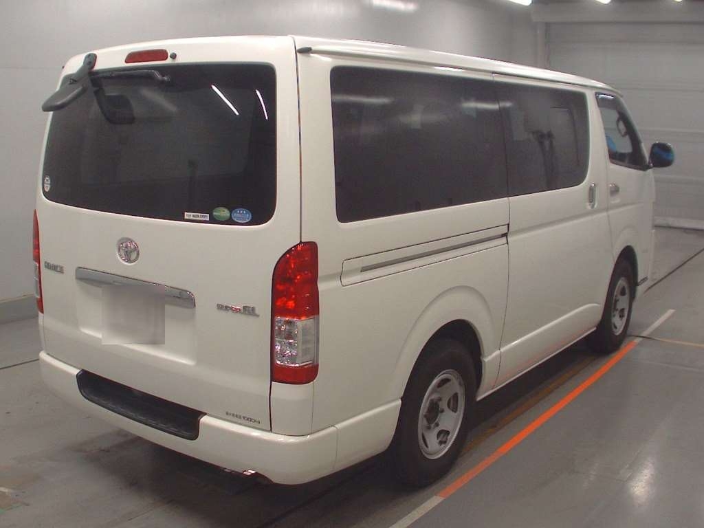 TOYOTA REGIUS ACE