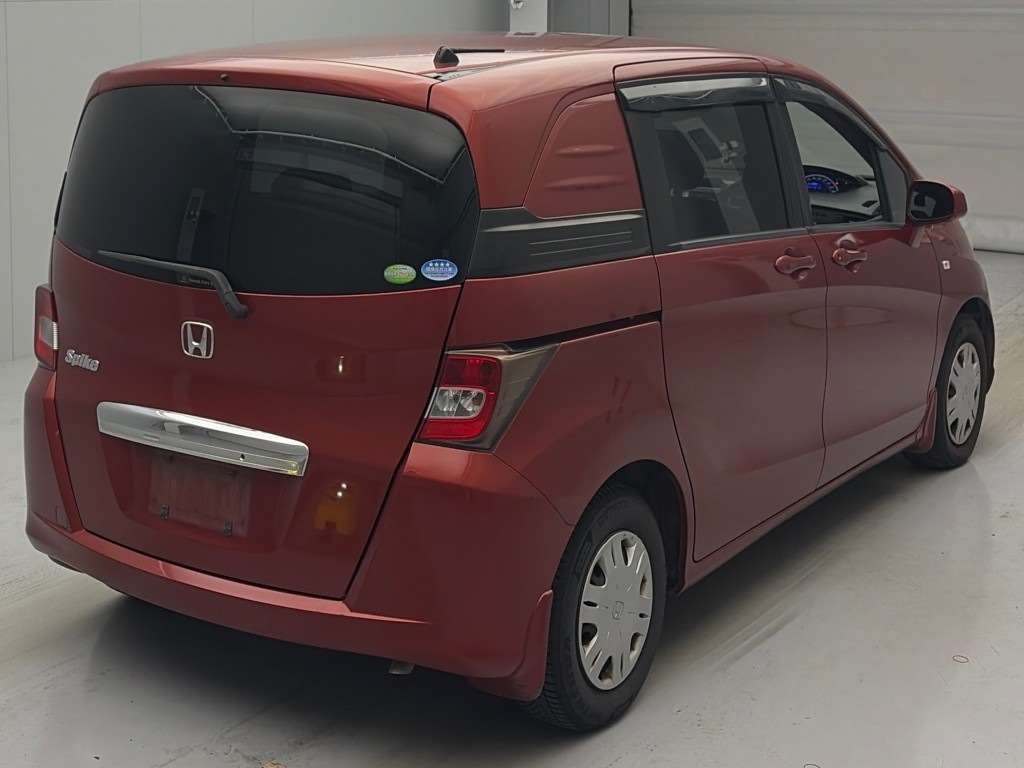 HONDA FREED SPIKE
