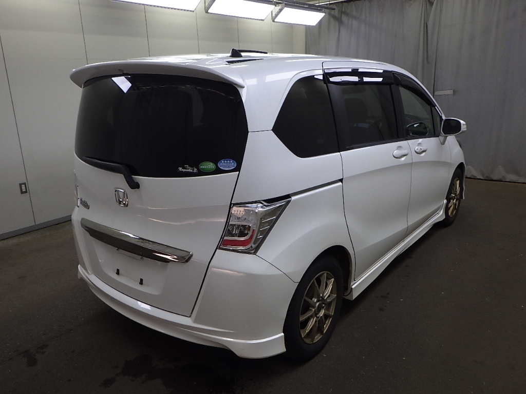 HONDA FREED