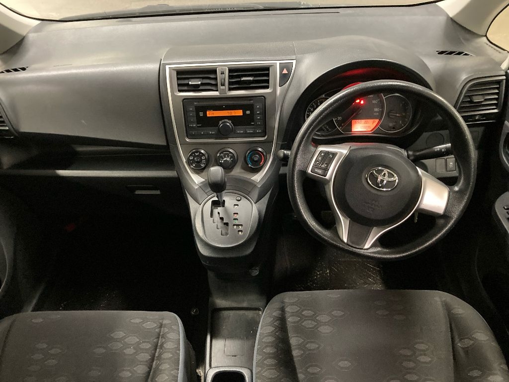 TOYOTA RACTIS