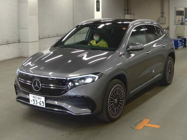 MERCEDES-BENZ EQA