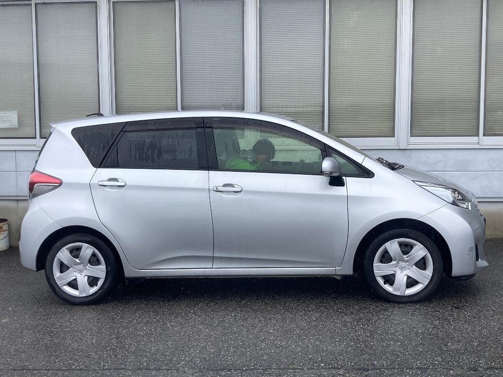 TOYOTA RACTIS