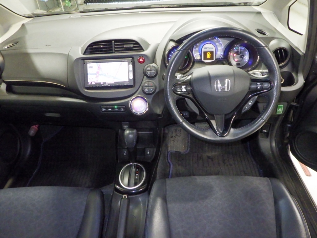 HONDA FIT SHUTTLE