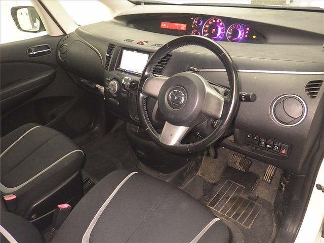 MAZDA BIANTE
