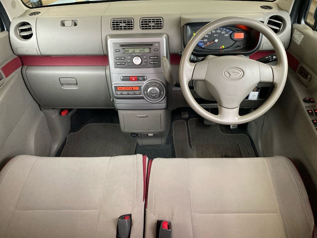 DAIHATSU MOVE CONTE