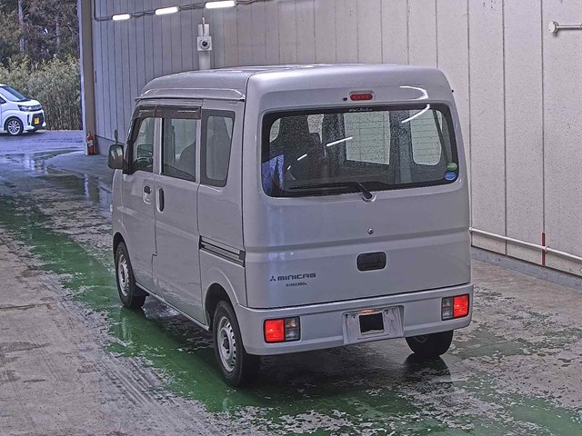 MITSUBISHI MINICAB