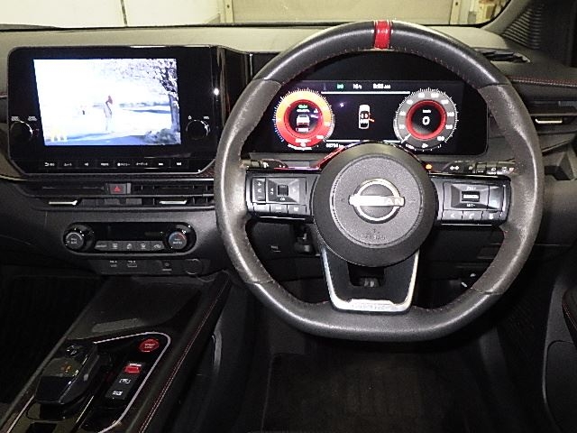 NISSAN AURA