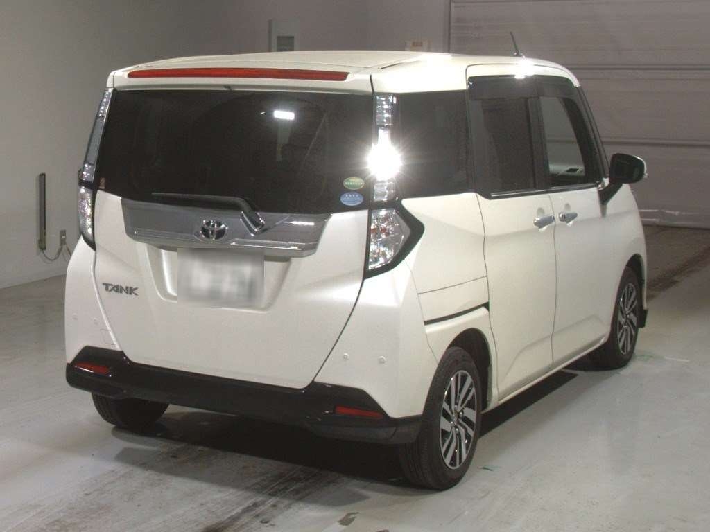 TOYOTA TANK