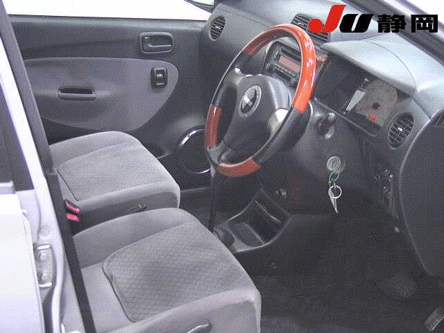 DAIHATSU MIRA AVY
