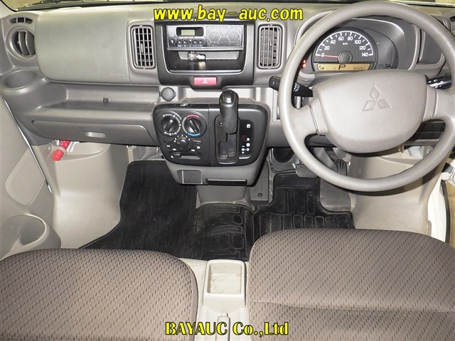 MITSUBISHI MINICAB