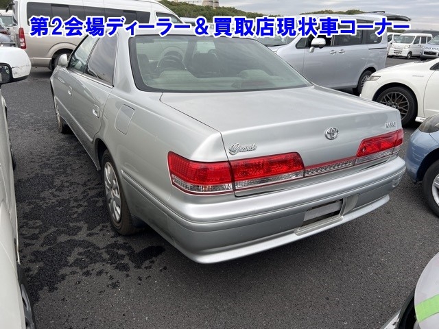TOYOTA MARK II
