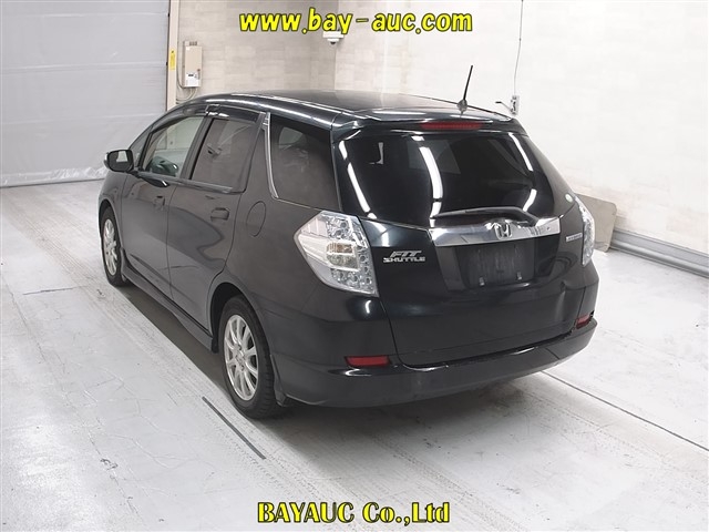 HONDA FIT SHUTTLE