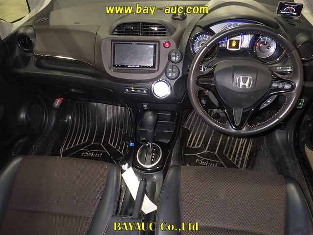 HONDA FIT SHUTTLE