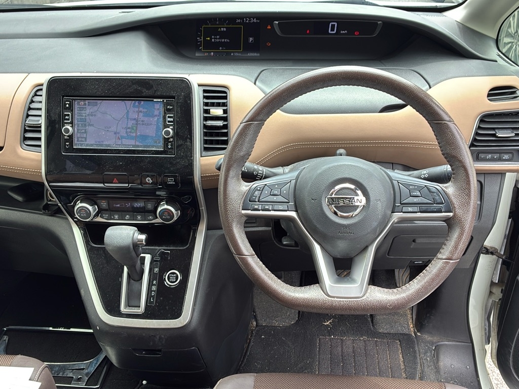NISSAN SERENA