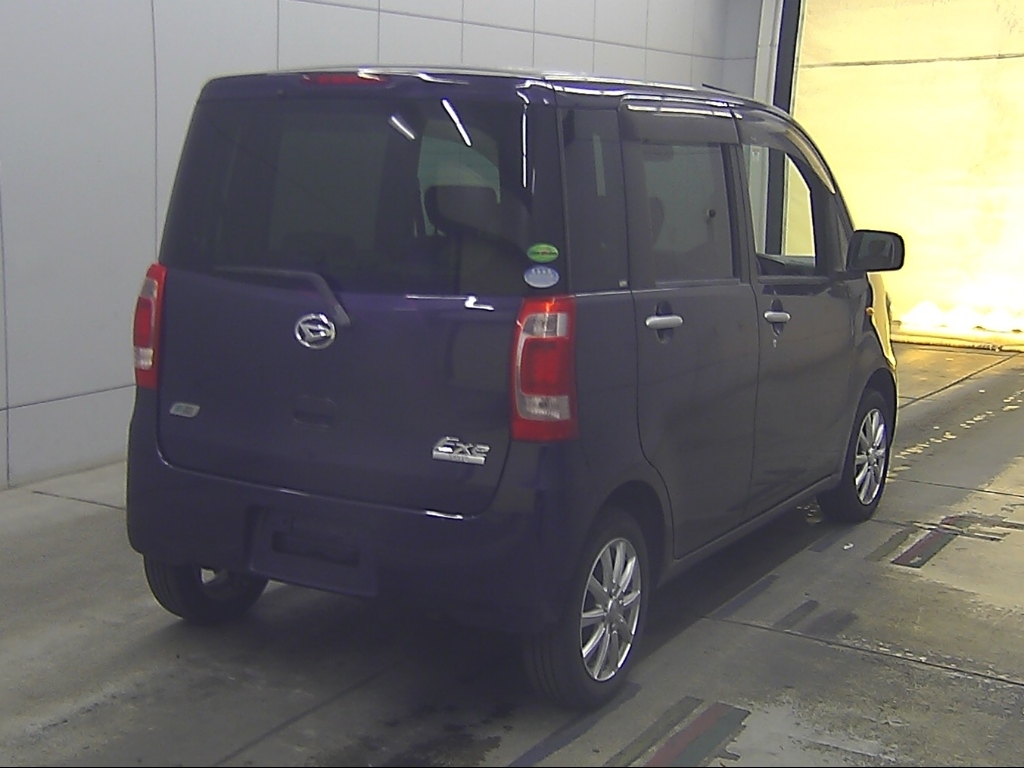 DAIHATSU TANTO EXE