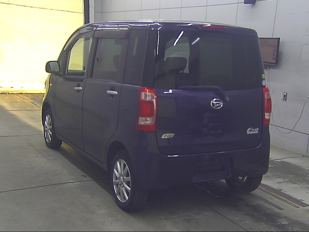DAIHATSU TANTO EXE