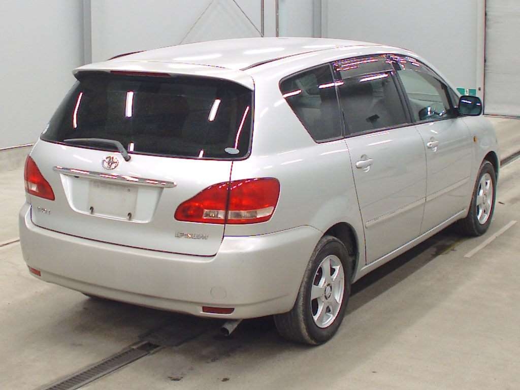 TOYOTA IPSUM