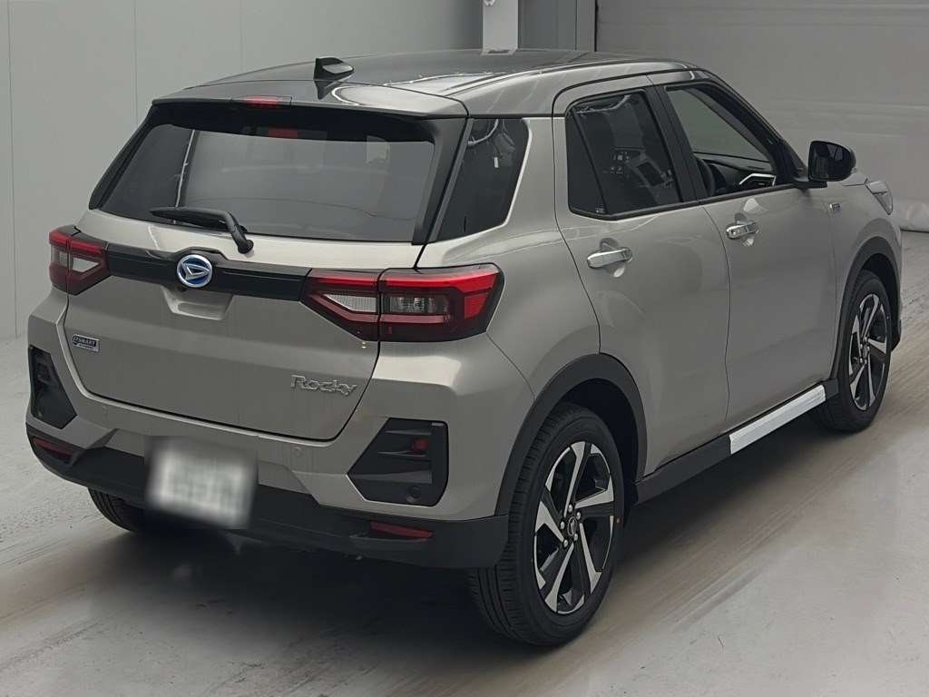 DAIHATSU ROCKY