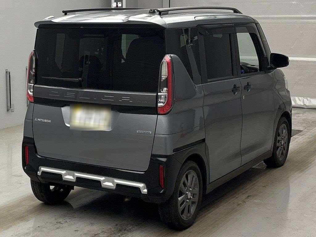 MITSUBISHI DELICA MINI