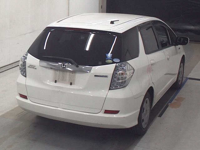 HONDA FIT SHUTTLE