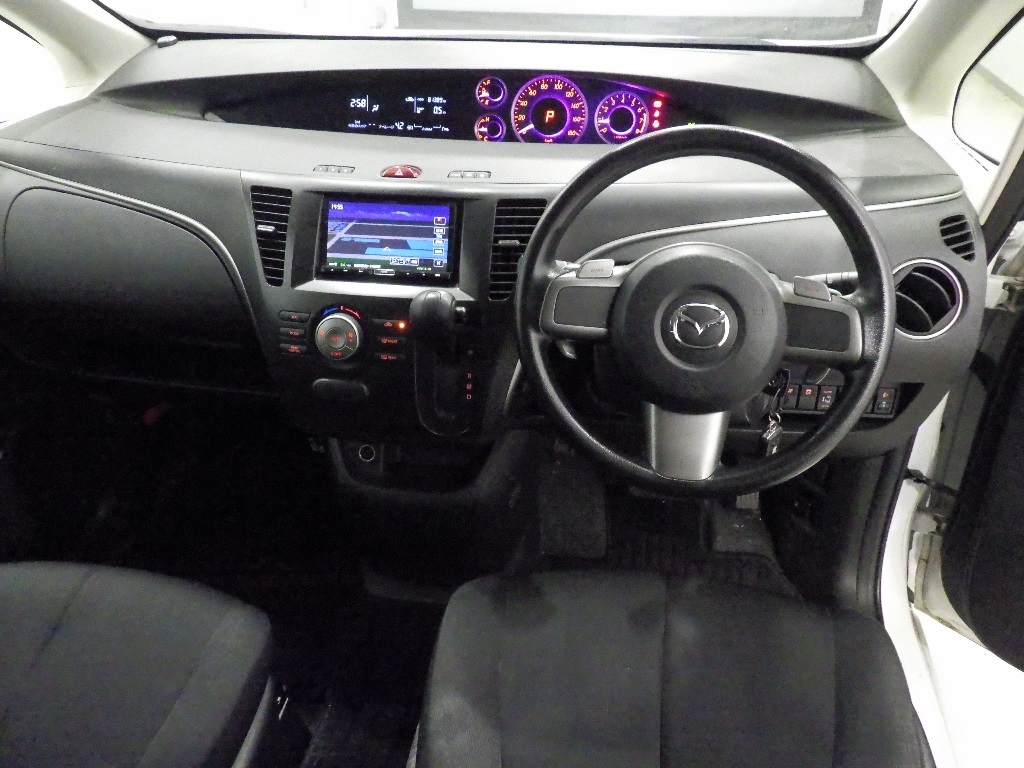 MAZDA BIANTE