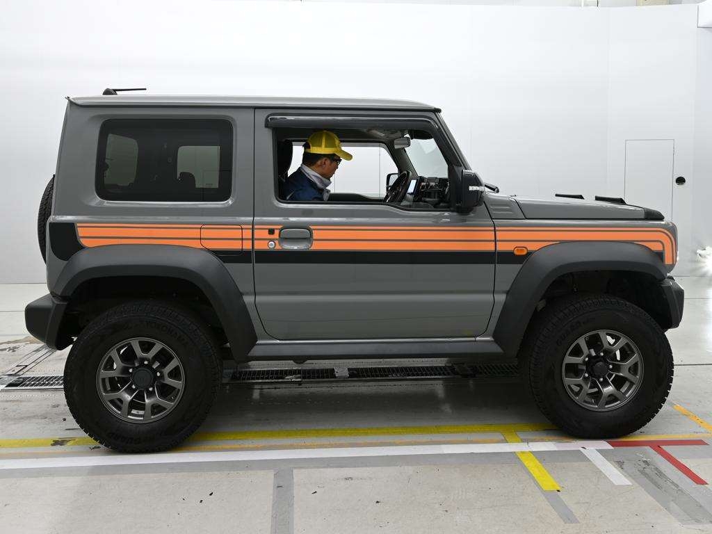 SUZUKI JIMNY SIERRA