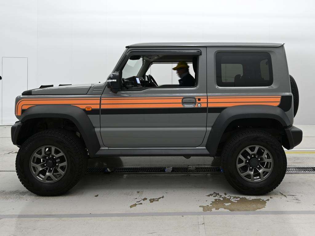 SUZUKI JIMNY SIERRA