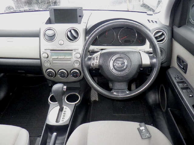 MAZDA VERISA