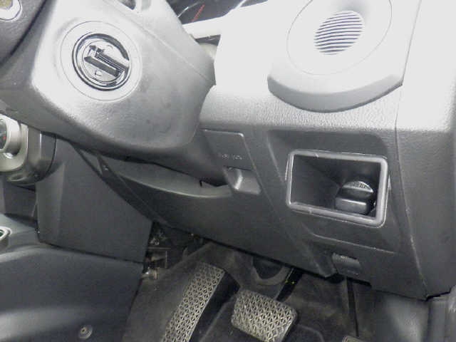 MAZDA VERISA