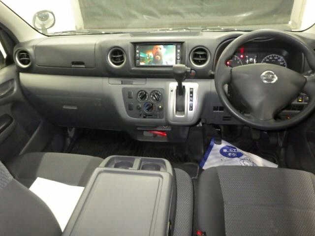 NISSAN NV350 CARAVAN