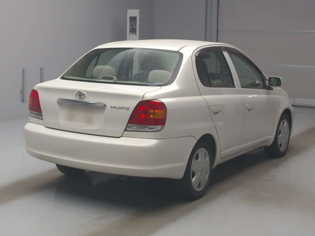 TOYOTA PLATZ