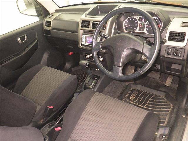 MITSUBISHI PAJERO MINI