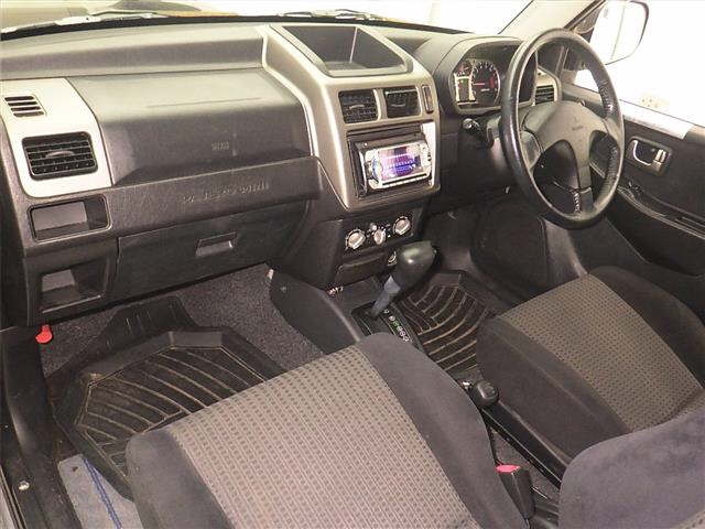 MITSUBISHI PAJERO MINI