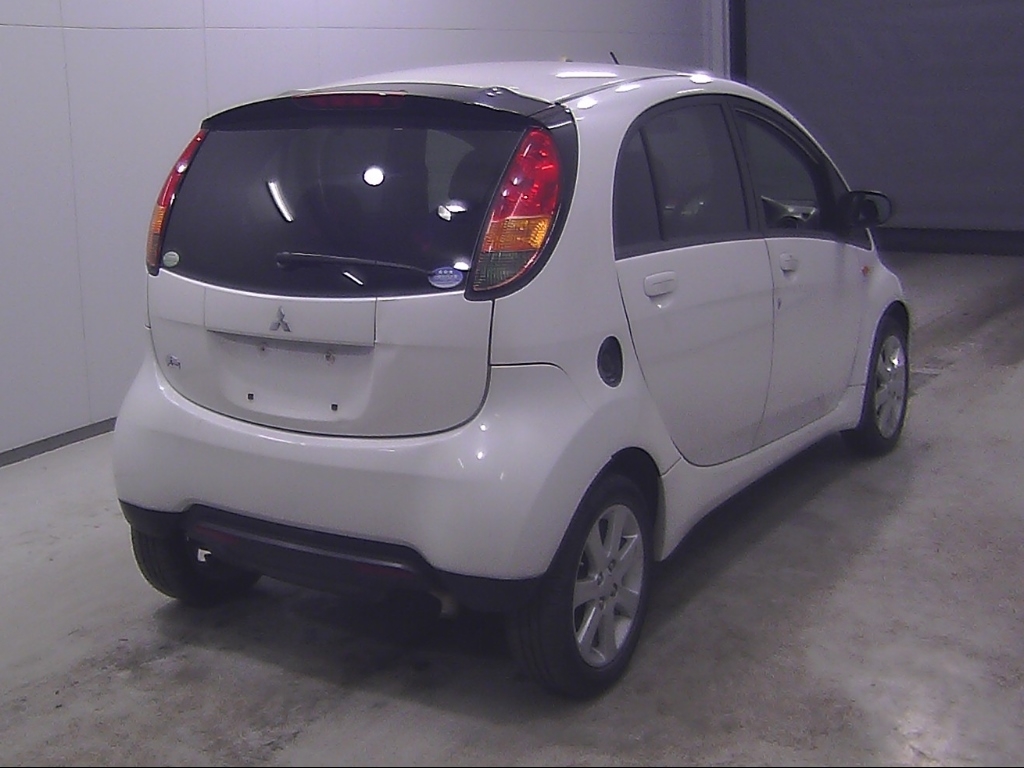 MITSUBISHI I