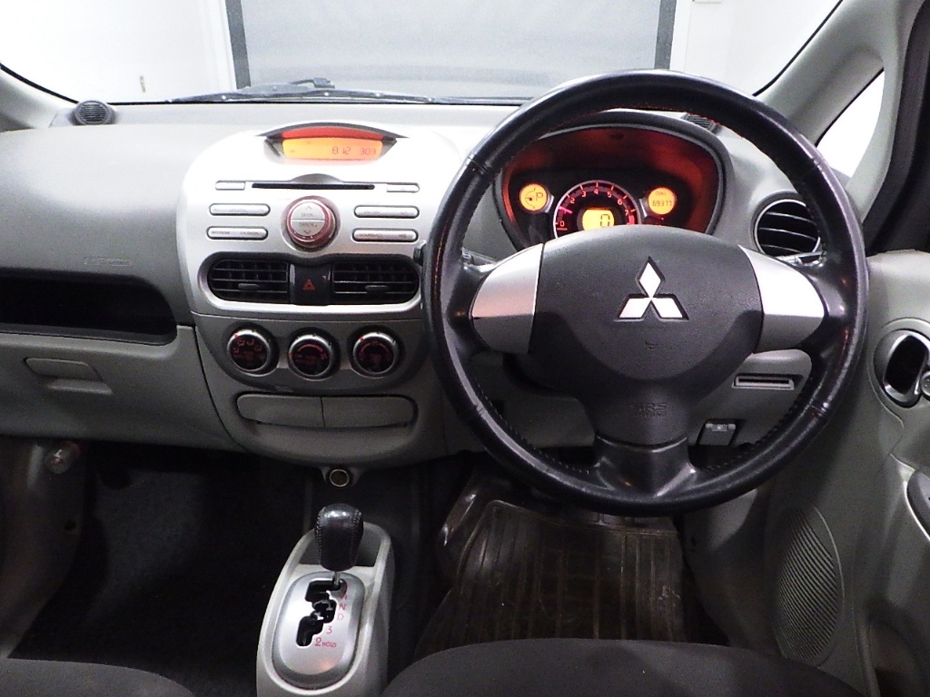 MITSUBISHI I
