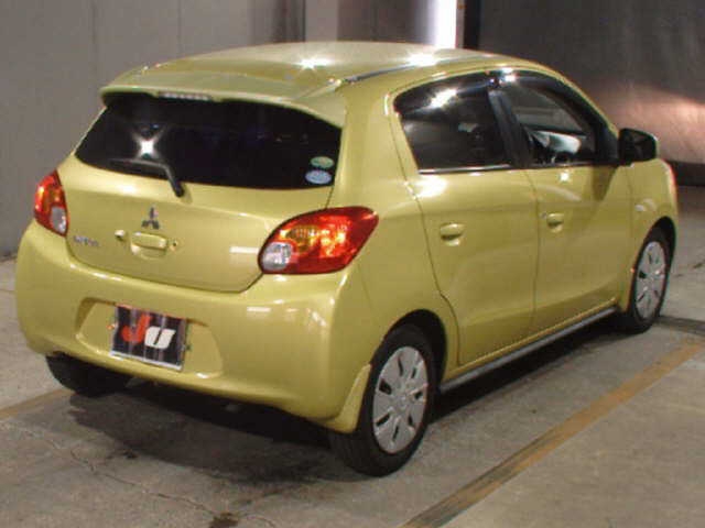 MITSUBISHI MIRAGE